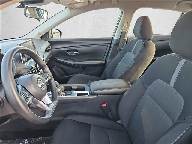Used 2025 Nissan Sentra SV FWD image 21