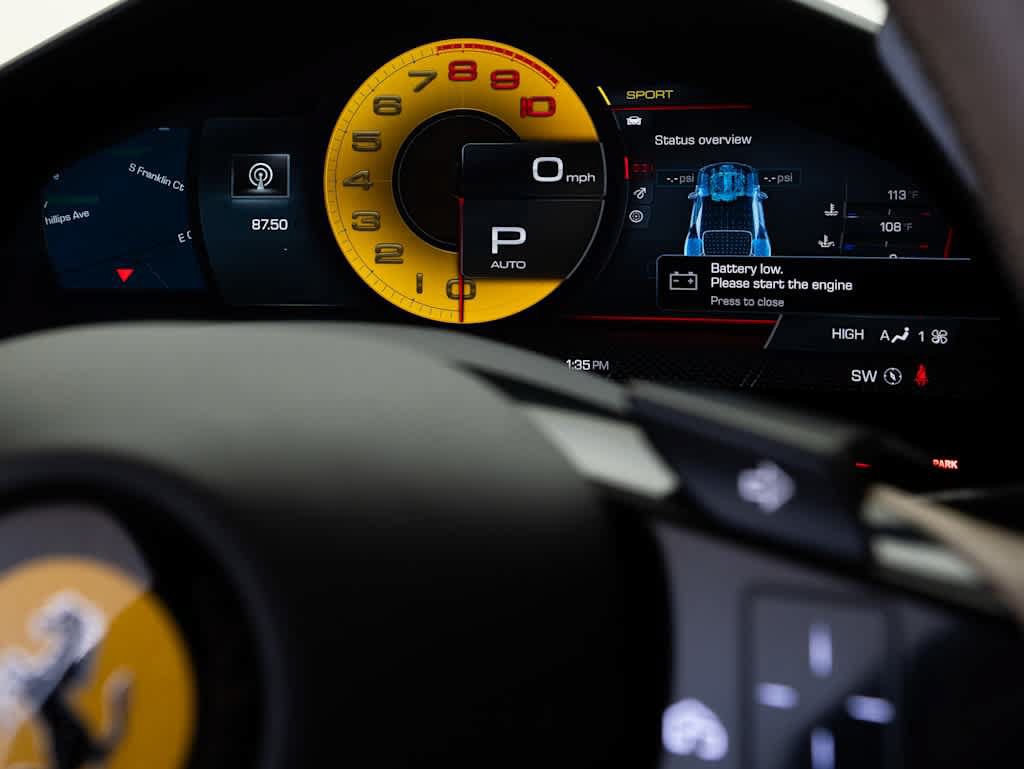 Used 2022 Ferrari Roma RWD image 31