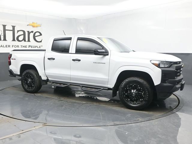 Used 2024 Chevrolet Colorado W/T w/ Safety Package image 6