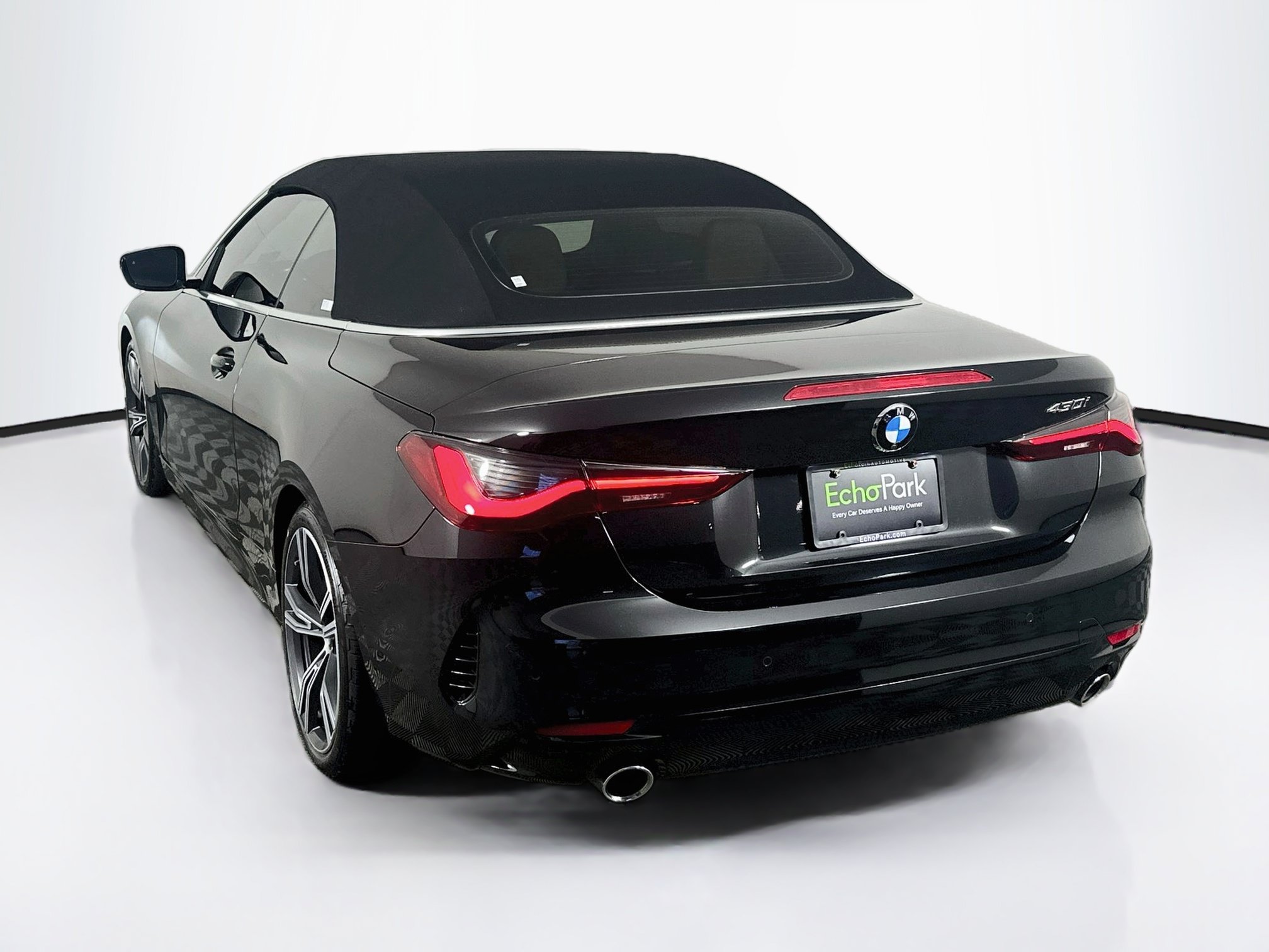 Used 2024 BMW 430i Convertible w/ Convenience Package RWD image 5