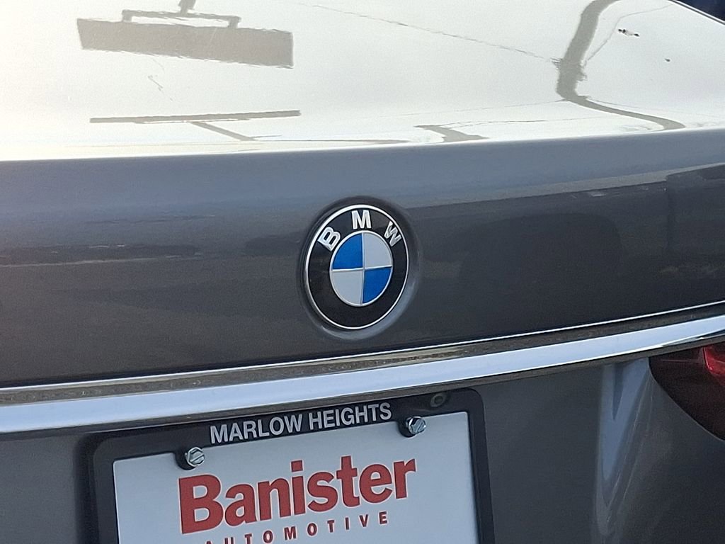 Used 2019 BMW 750i w/ Luxury Rear Seating Package image 33