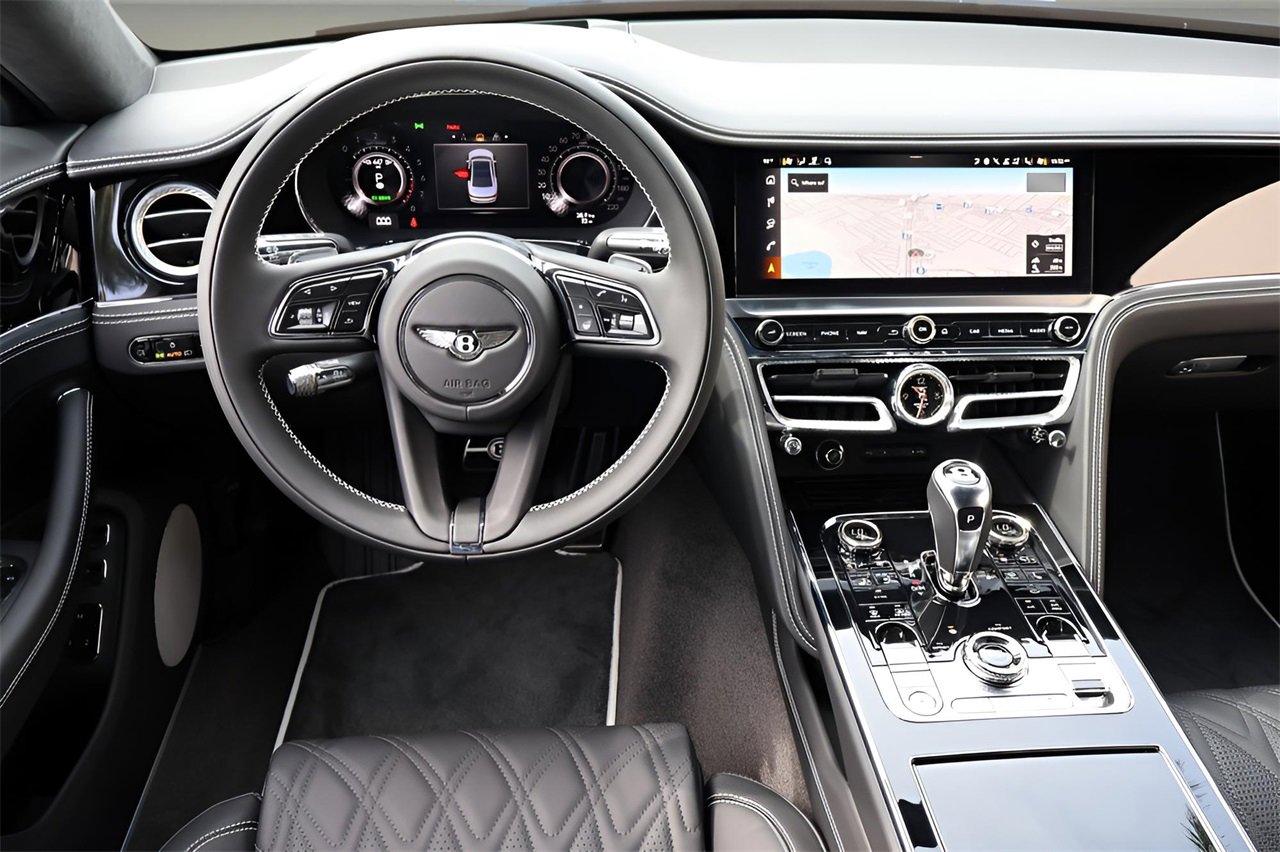 New 2026 Bentley Flying Spur Azure image 16