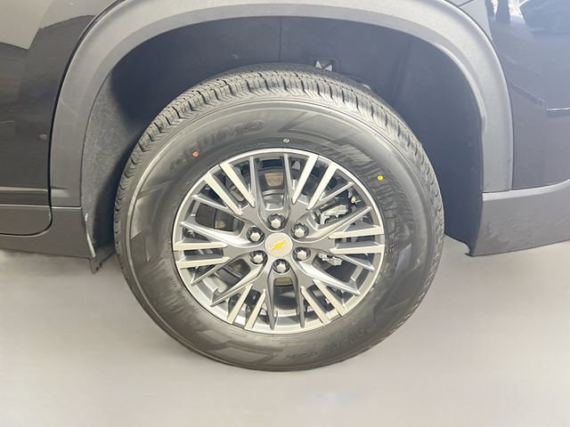 Used 2025 Chevrolet Traverse LT FWD image 27