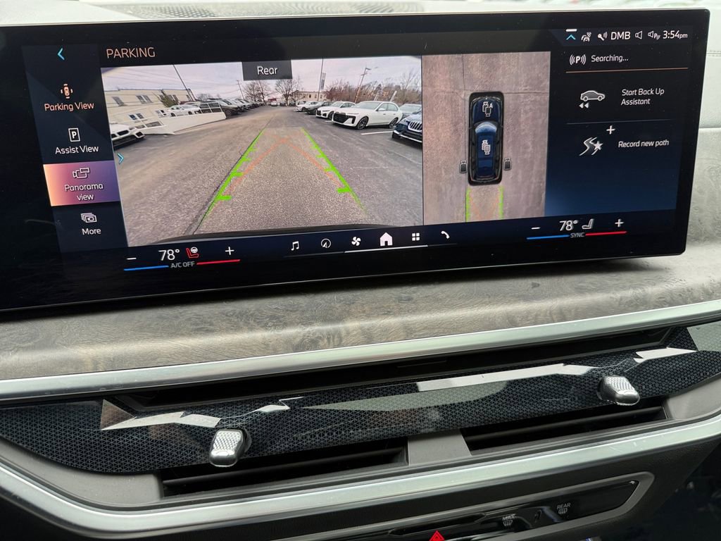 Certified 2024 BMW X7 xDrive40i w/ Executive Package image 22