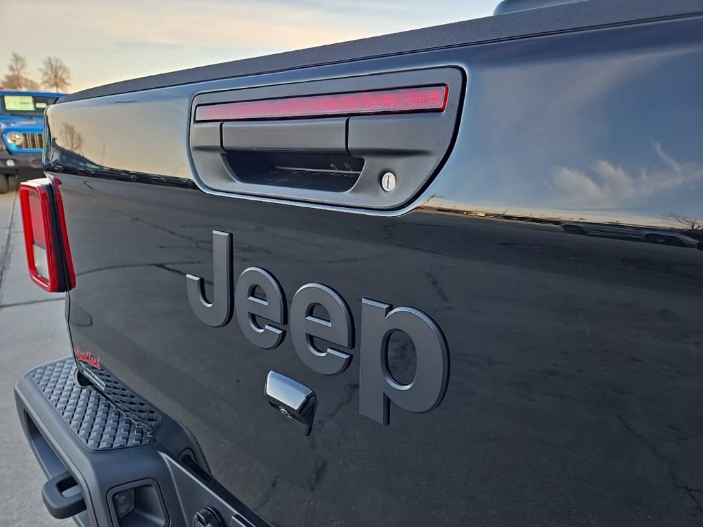 New 2026 Jeep Gladiator Mojave AWD/4WD image 23