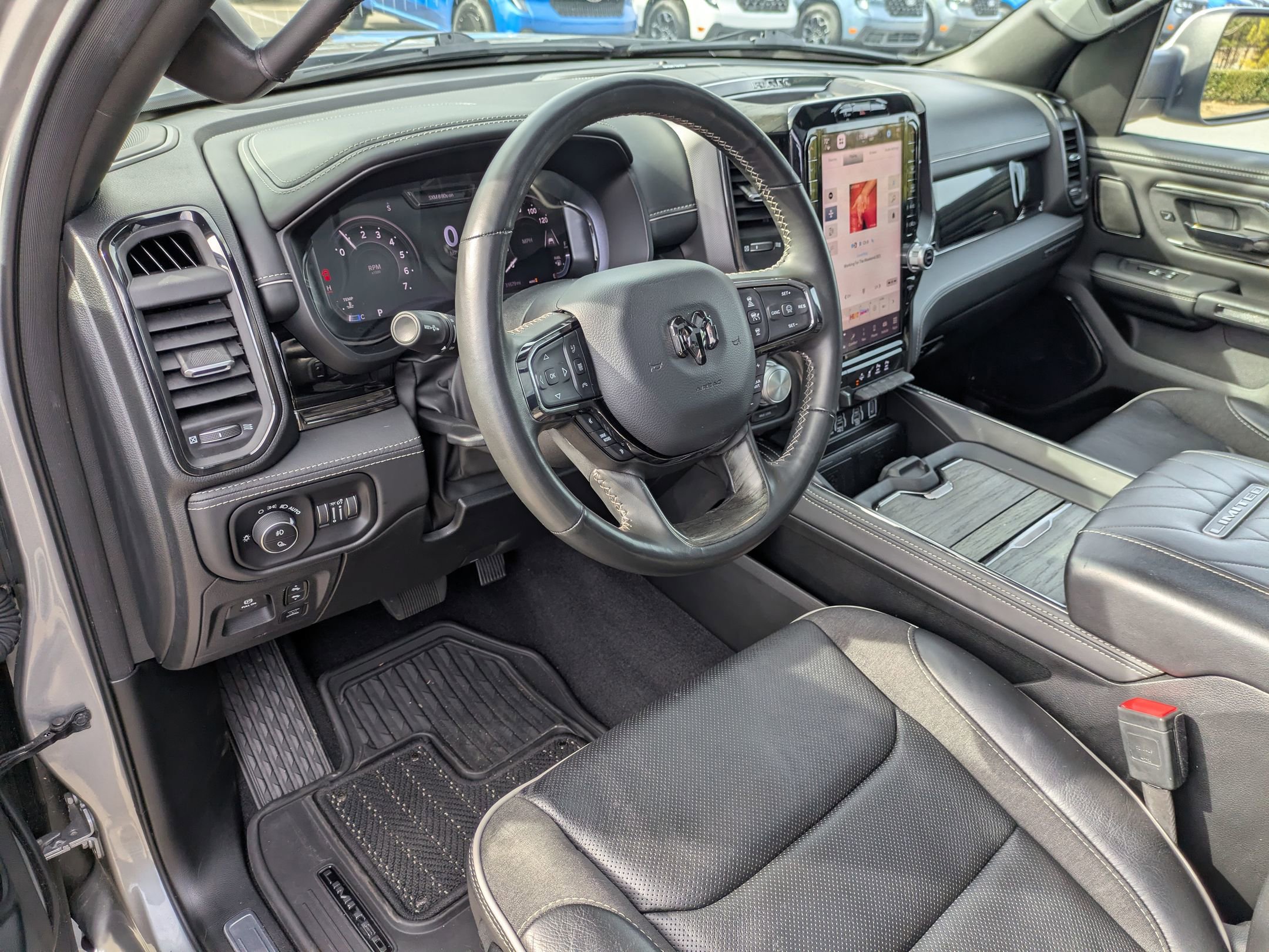 Used 2025 RAM 1500 Limited image 14