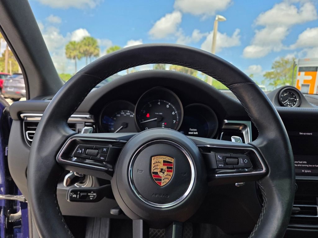Used 2024 Porsche Macan w/ Premium Plus Package AWD/4WD image 13