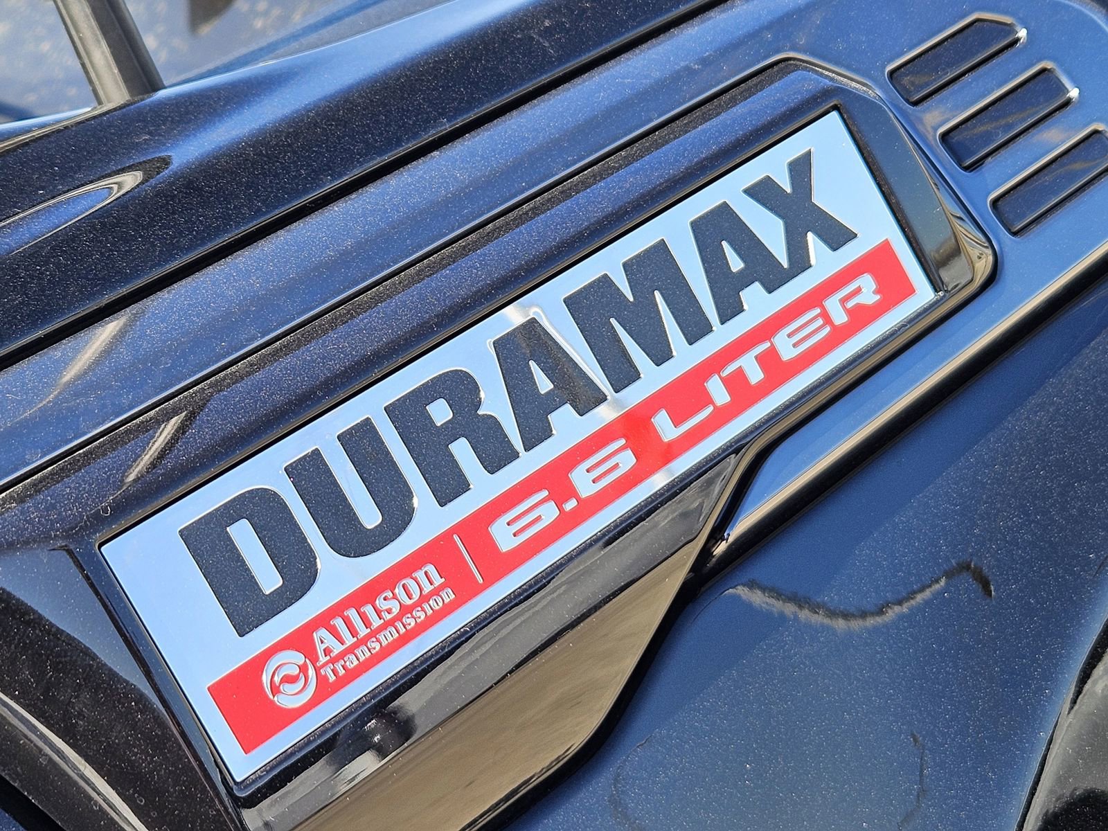 Certified 2025 GMC Sierra 2500 AT4 w/ AT4 Premium Plus Package image 16