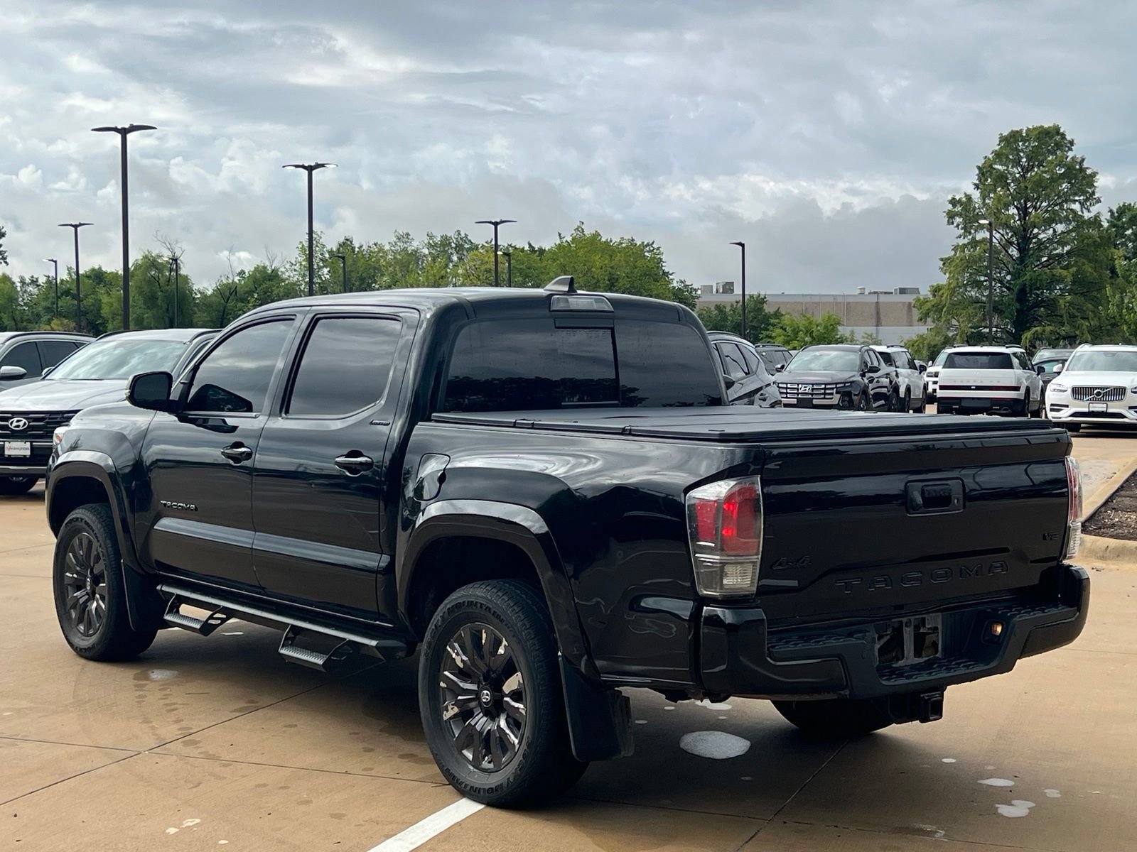 Used 2023 Toyota Tacoma Limited w/ Nightshade Package AWD/4WD image 10