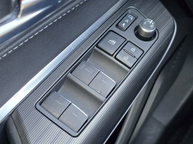 Used 2021 Toyota Venza XLE w/ Softex Package image 29