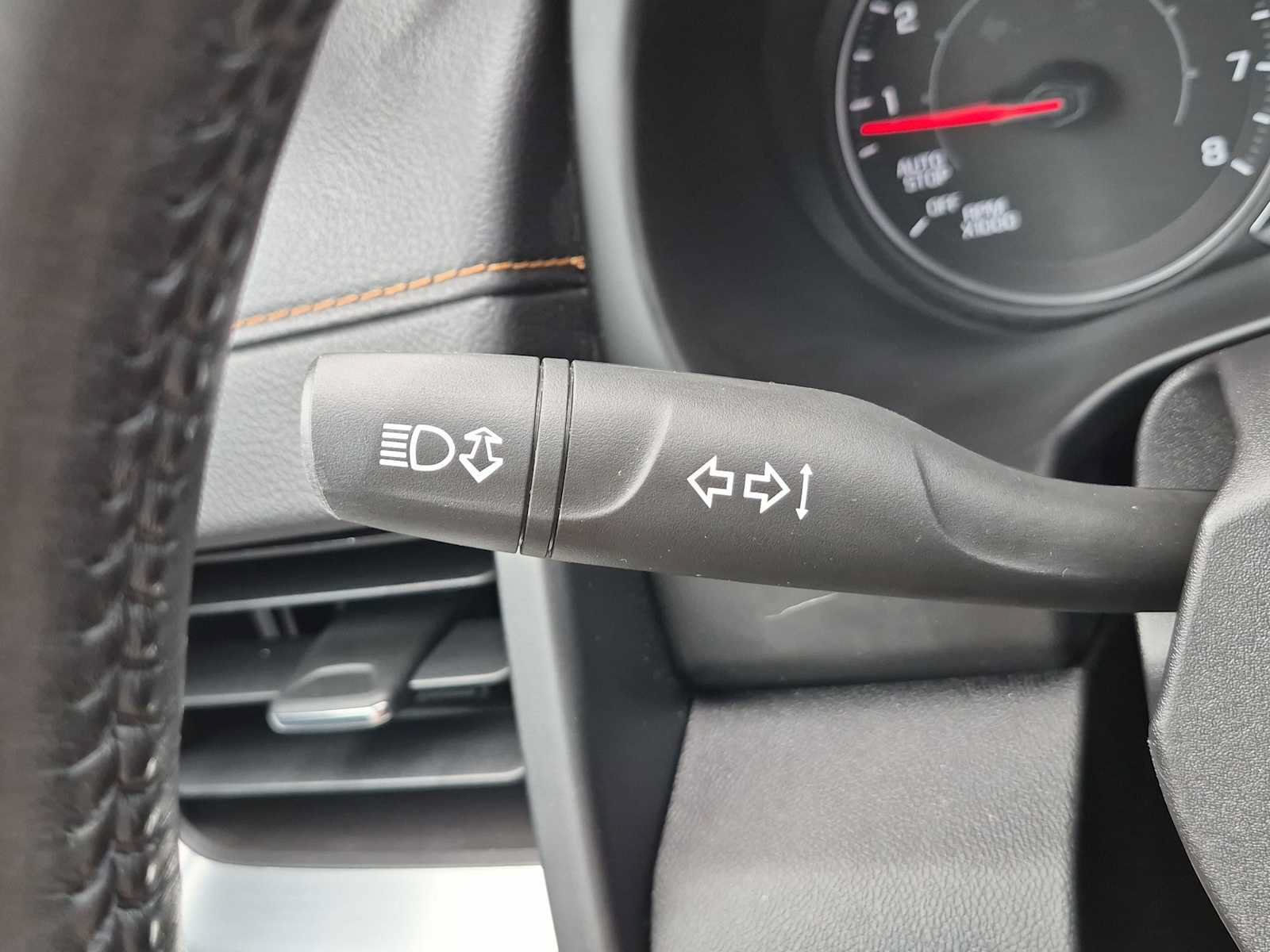 Used 2019 GMC Terrain SLT w/ Preferred Package AWD/4WD image 29