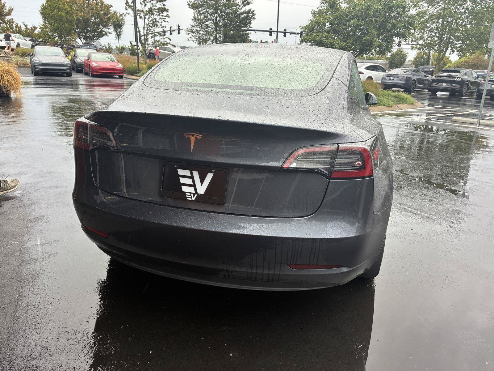 Used 2023 Tesla Model 3 Standard Range RWD image 5