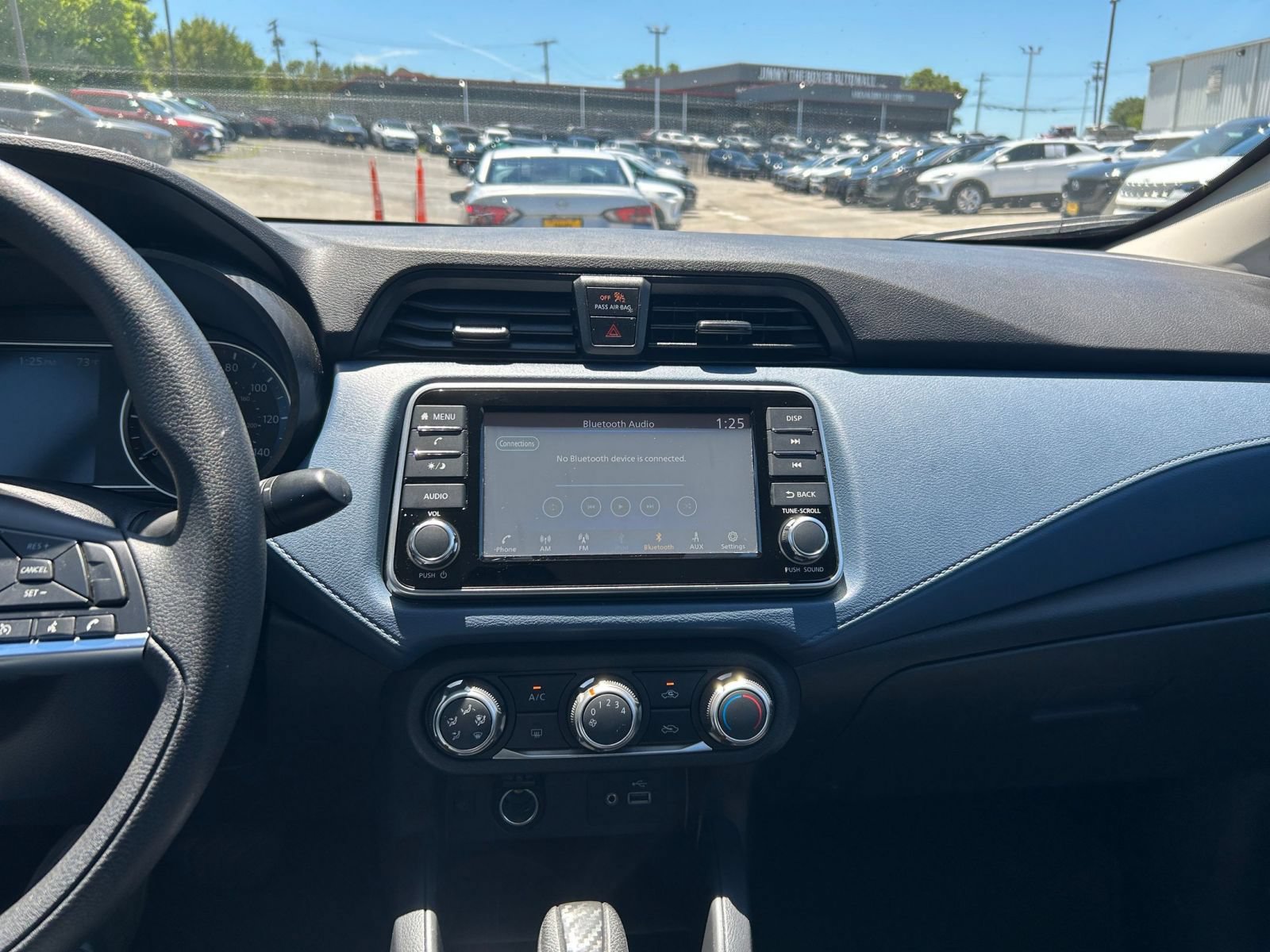 Used 2025 Nissan Versa SV FWD image 14
