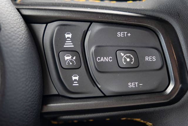 Used 2024 Jeep Gladiator Sport w/ Dual Top Group AWD/4WD image 20