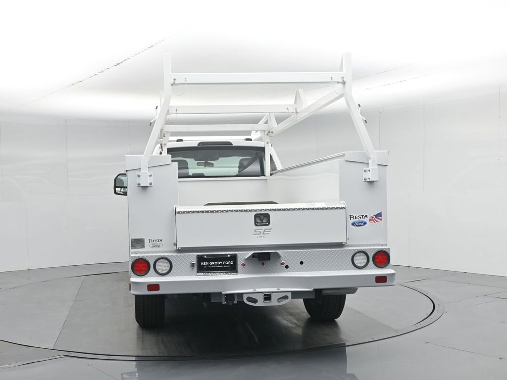 New 2025 Ford F350 XL w/ XL Chrome Package RWD image 55