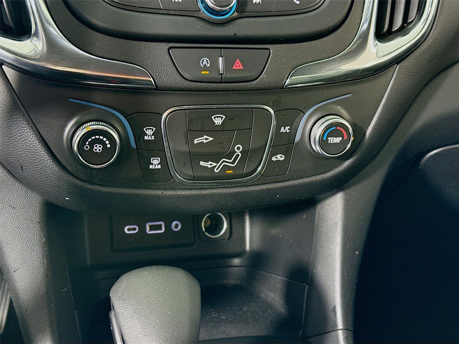 Used 2022 Chevrolet Equinox LT AWD/4WD image 9