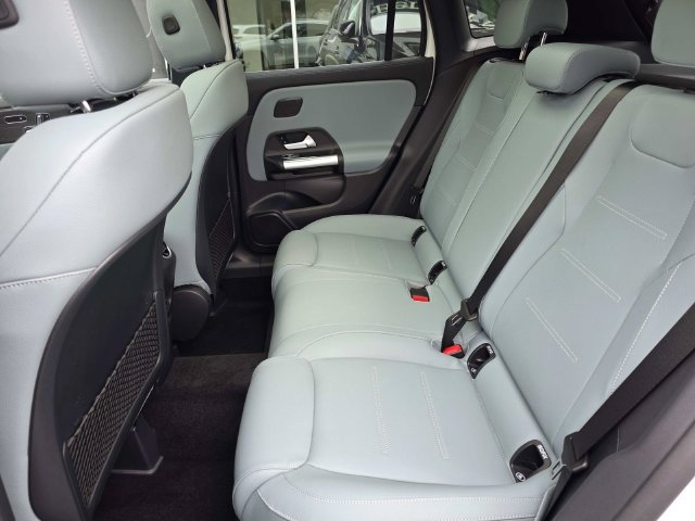 New 2026 Mercedes-Benz GLA 250 image 6