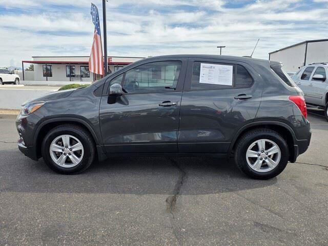 Used 2019 Chevrolet Trax LS w/ LPO, Protection Package FWD image 4