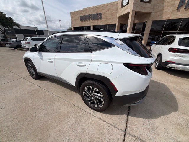 Certified 2025 Hyundai Tucson Limited AWD/4WD image 4