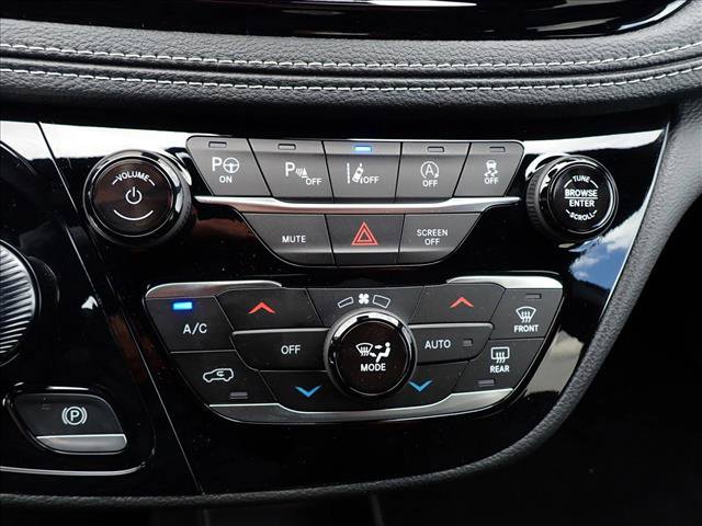 New 2025 Chrysler Pacifica Select FWD image 22