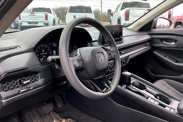 Used 2024 Honda Accord EX image 17