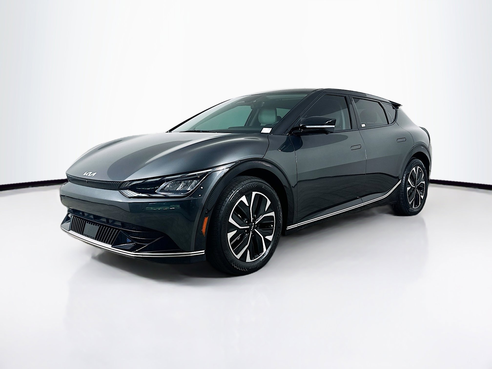 Used 2023 Kia EV6 Wind w/ Wind Technology Package RWD image 3