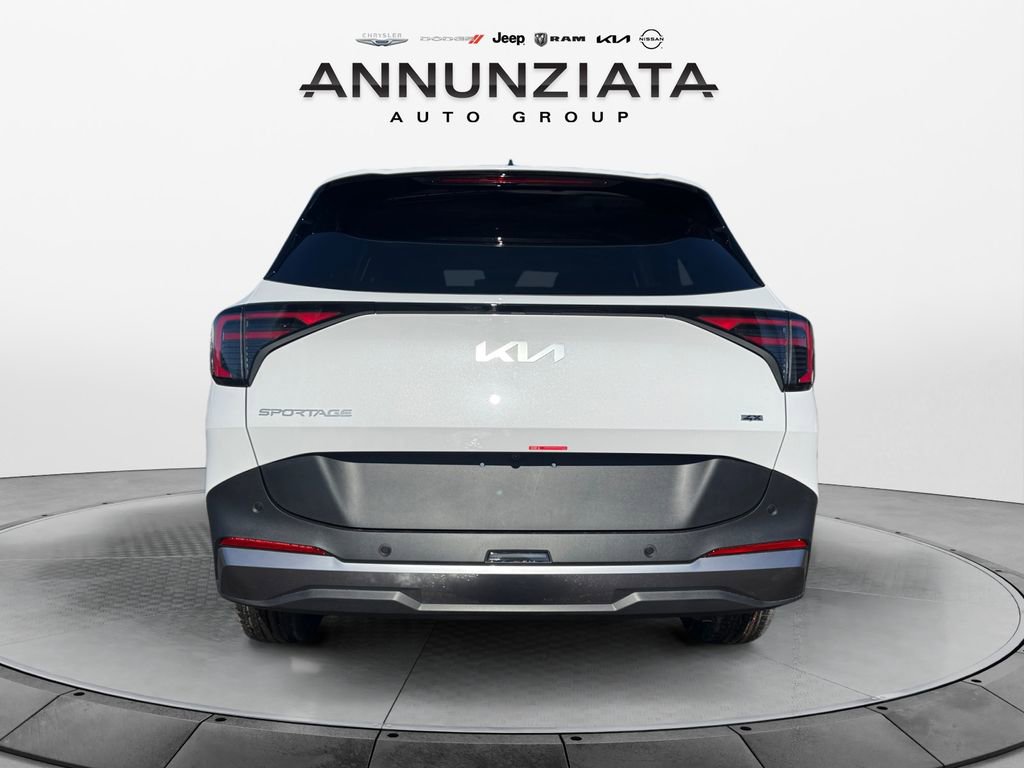 New 2026 Kia Sportage LX image 4