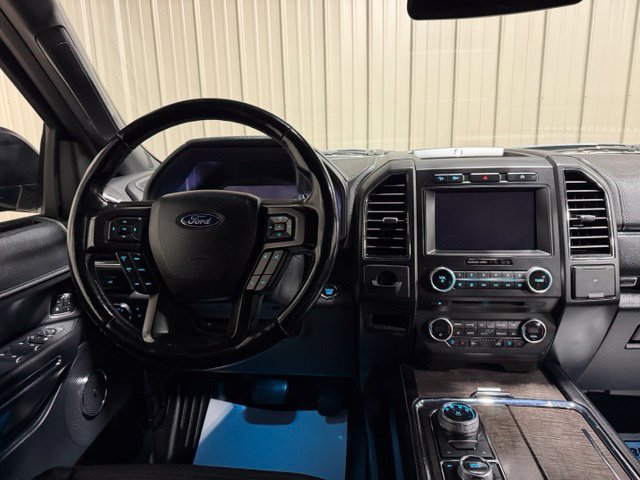 Used 2018 Ford Expedition Limited AWD/4WD image 39