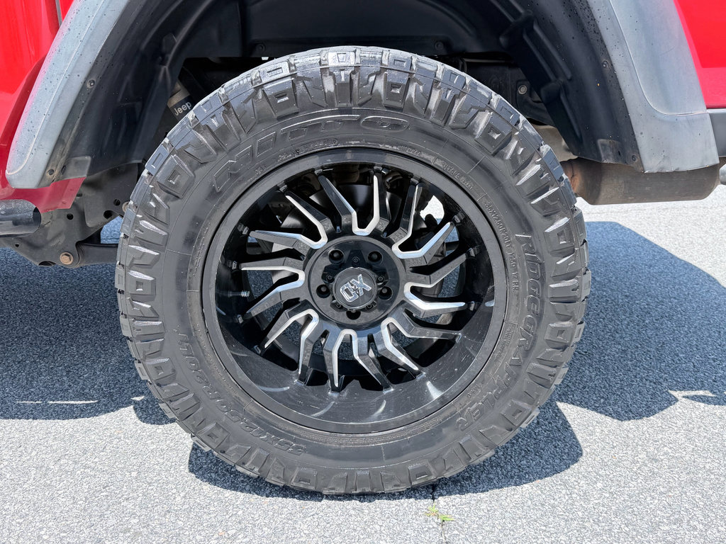 Used 2020 Jeep Gladiator Rubicon AWD/4WD image 31