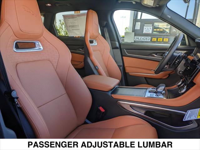 New 2026 Jaguar F-PACE R-Dynamic S image 13