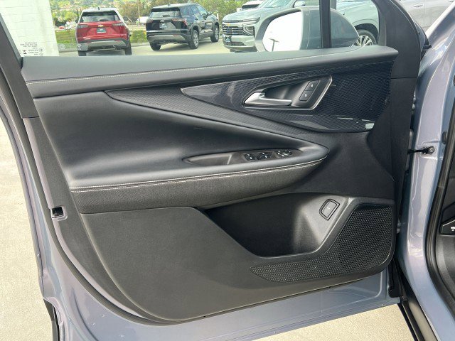 Used 2024 Chevrolet Blazer EV LT image 22