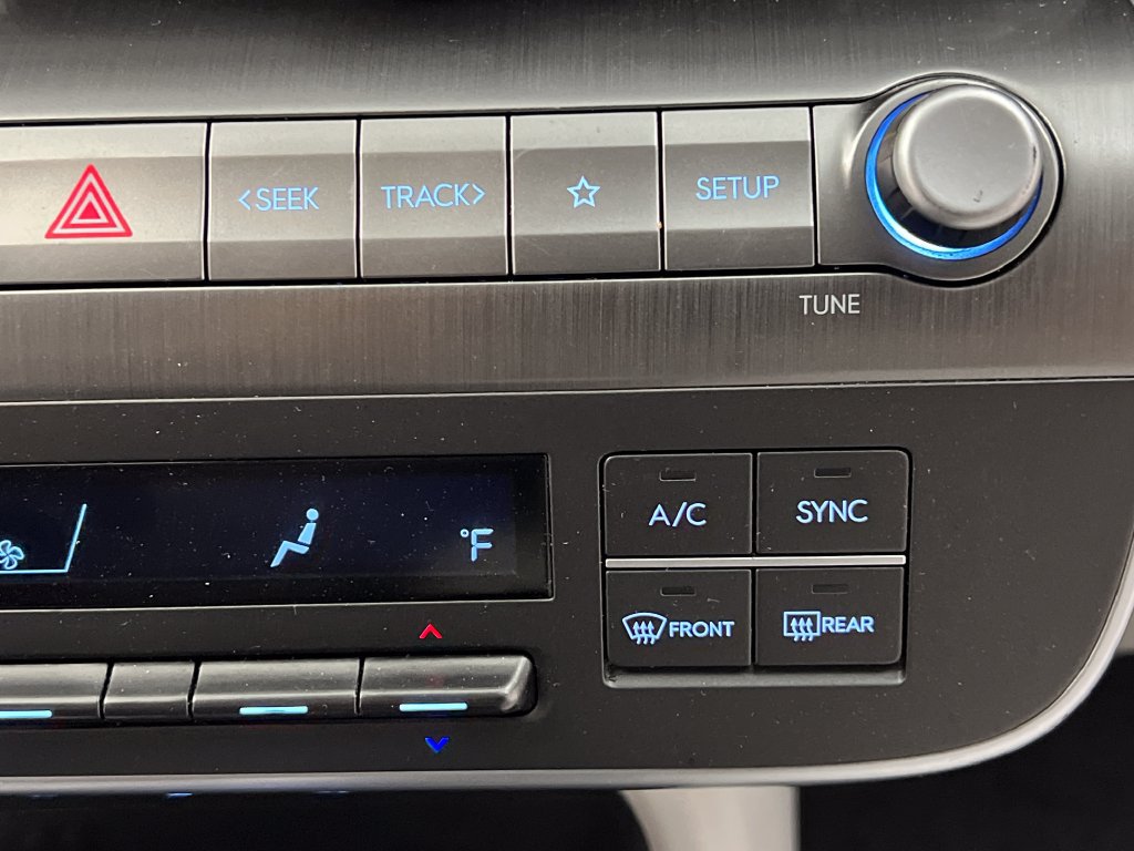 Used 2025 Hyundai Kona SEL FWD image 53