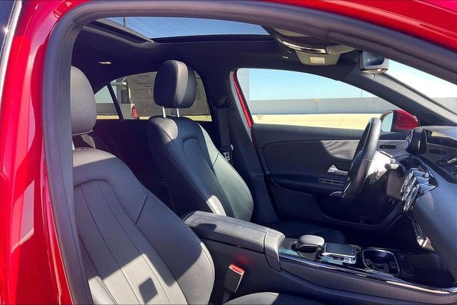 Used 2019 Mercedes-Benz A 220 image 7