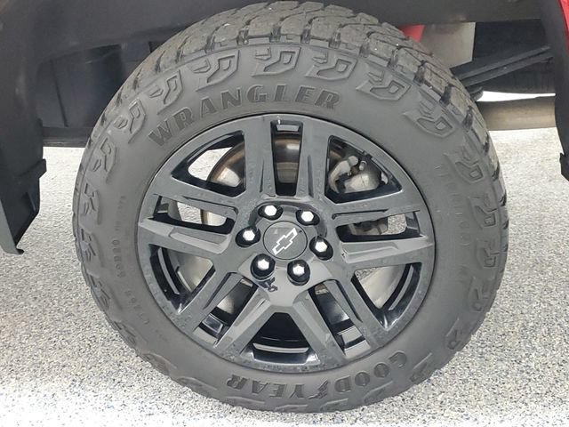 Used 2023 Chevrolet Silverado 1500 LT Trail Boss w/ Protection Package AWD/4WD image 5