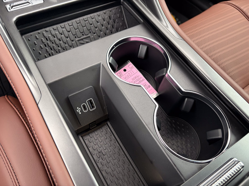 New 2026 Lincoln Nautilus Reserve AWD/4WD image 45