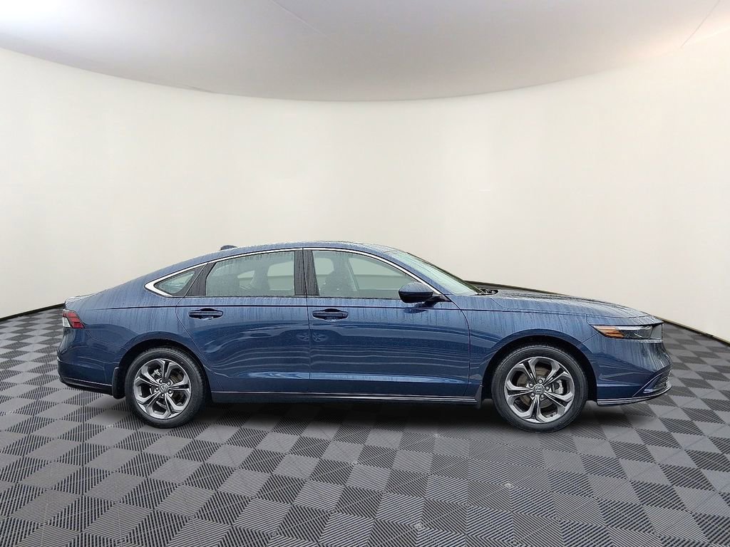 Used 2024 Honda Accord EX image 10