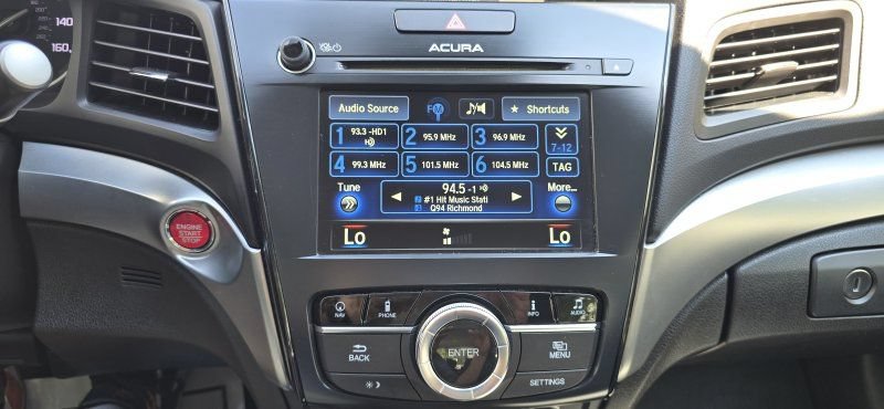Used 2016 Acura ILX w/ Technology Plus Package FWD image 25