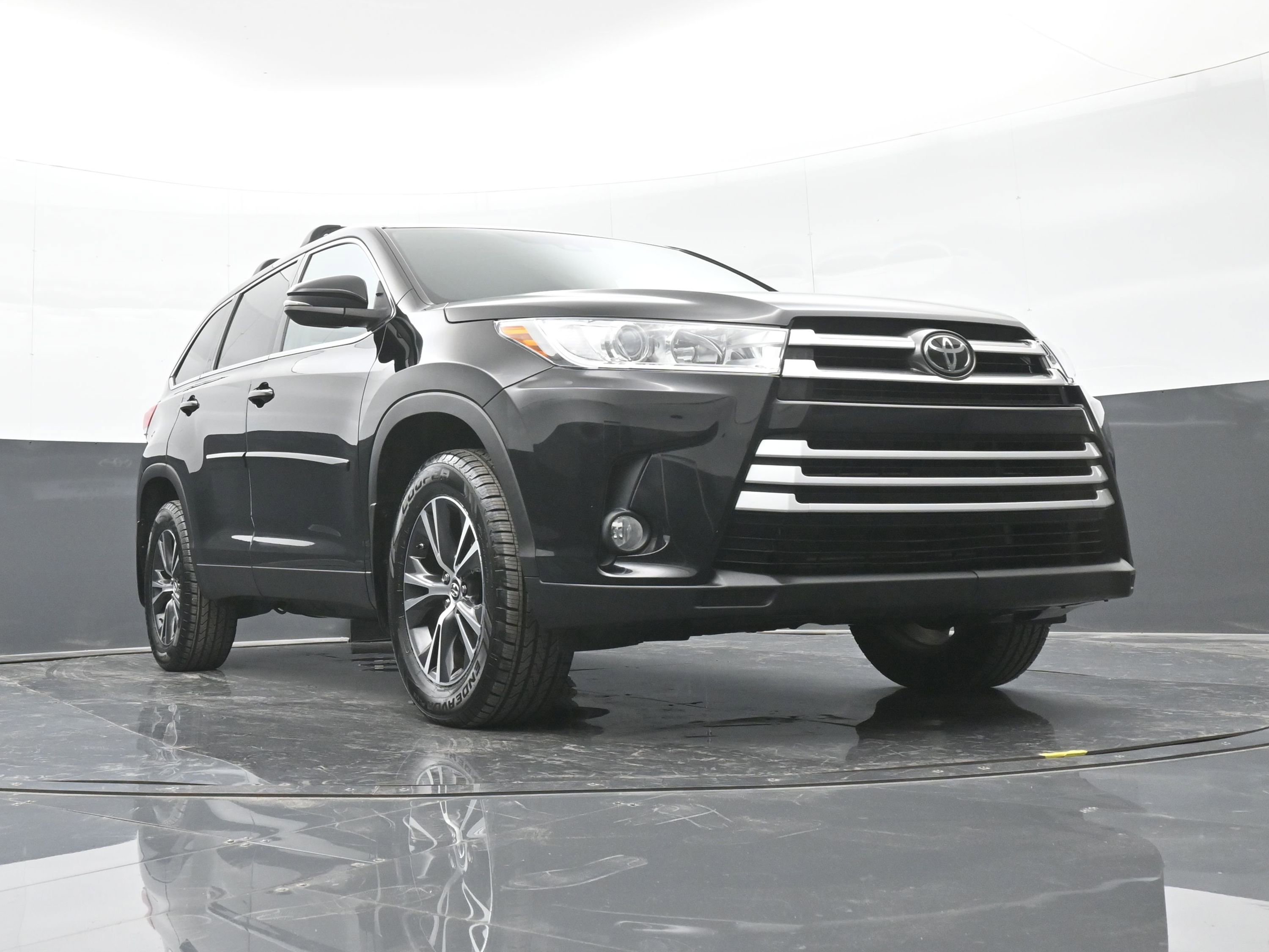 Used 2019 Toyota Highlander Plus image 37