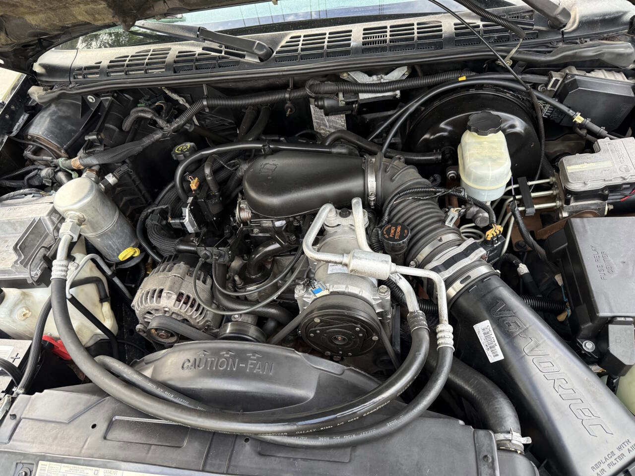 Used 2002 Chevrolet S10 Pickup LS w/ LS Preferred Equipment Group image 15