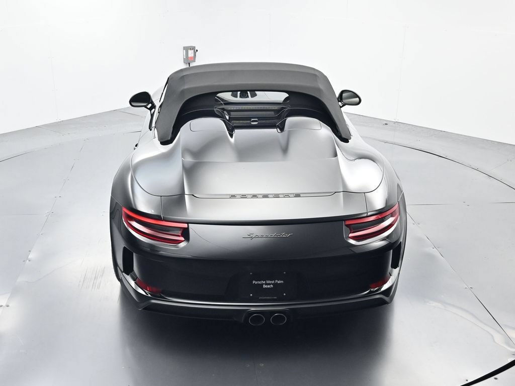 Certified 2019 Porsche 911 Speedster RWD image 39