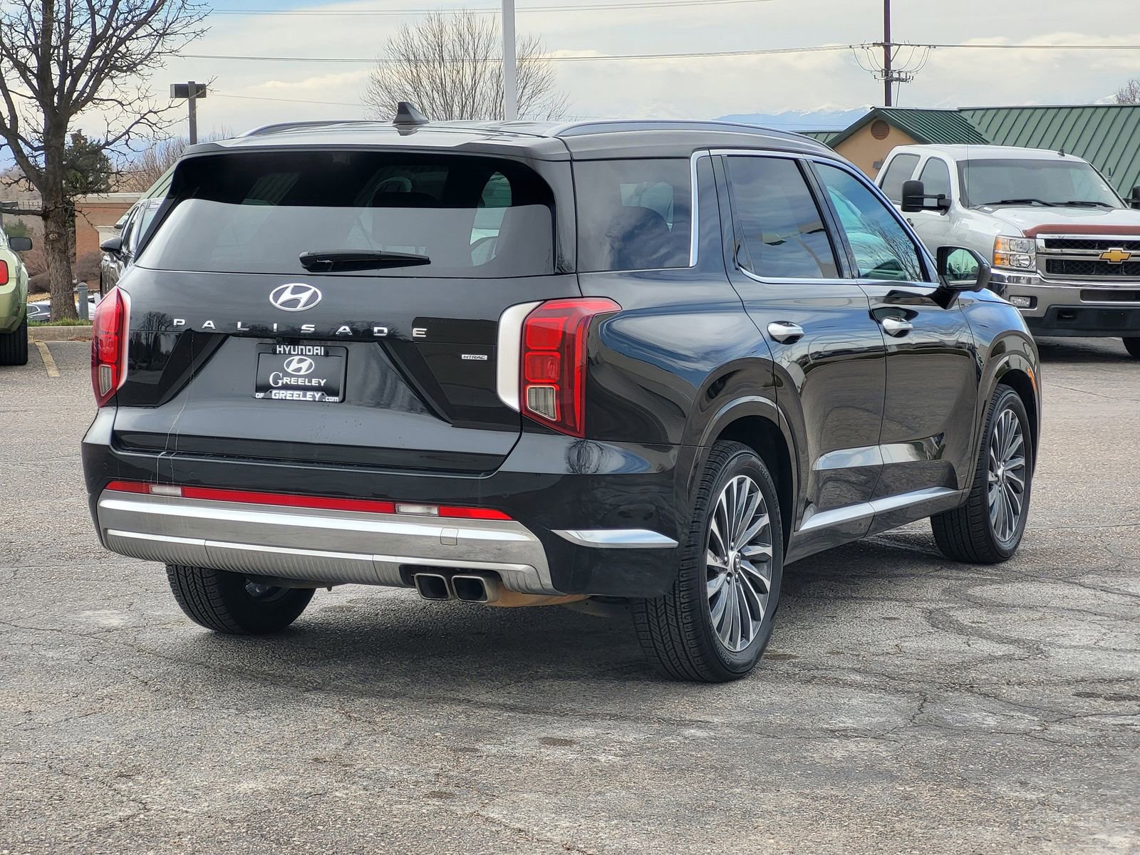 Used 2024 Hyundai Palisade Calligraphy image 3