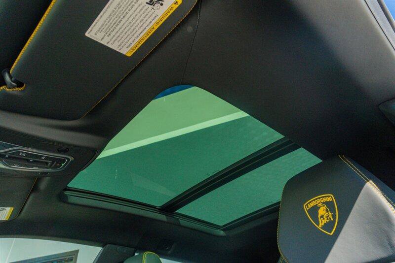 Used 2024 Lamborghini Urus Performante image 51