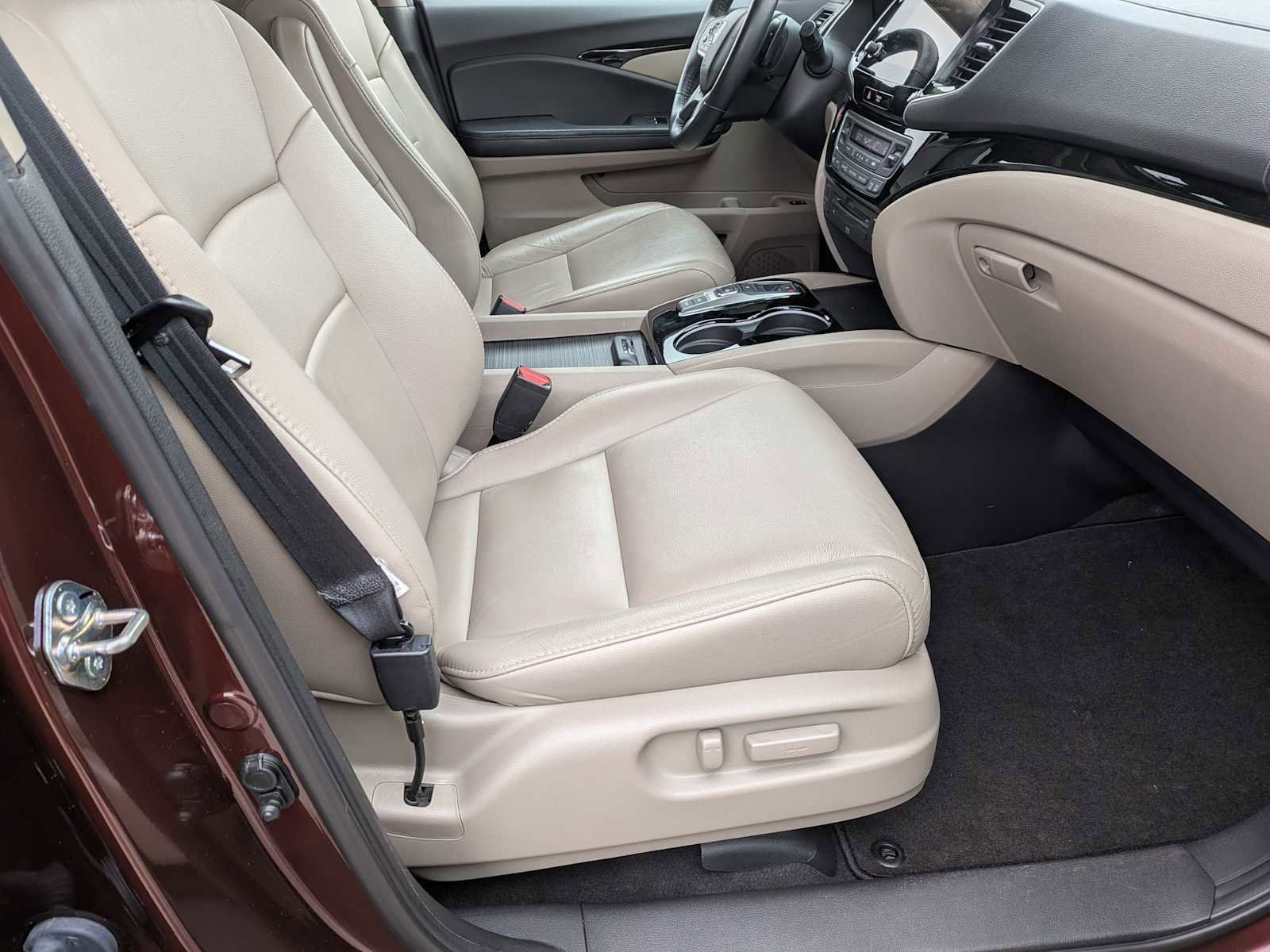 Used 2019 Honda Pilot Touring image 21
