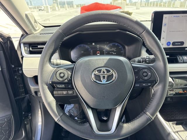 Used 2023 Toyota RAV4 Limited image 14