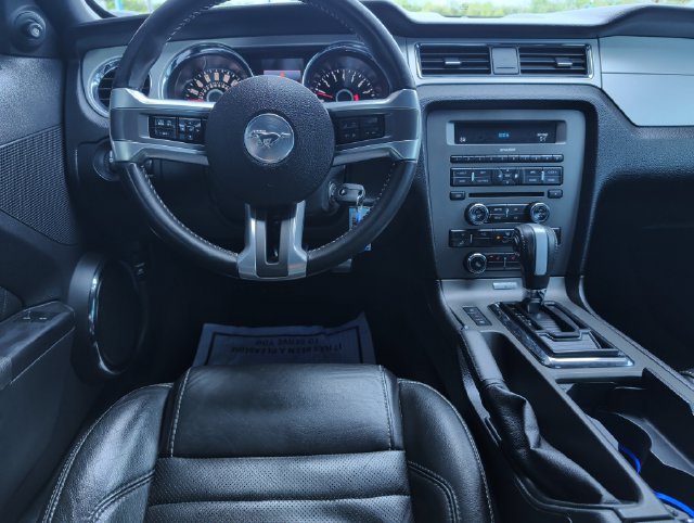 Used 2014 Ford Mustang Premium RWD image 2