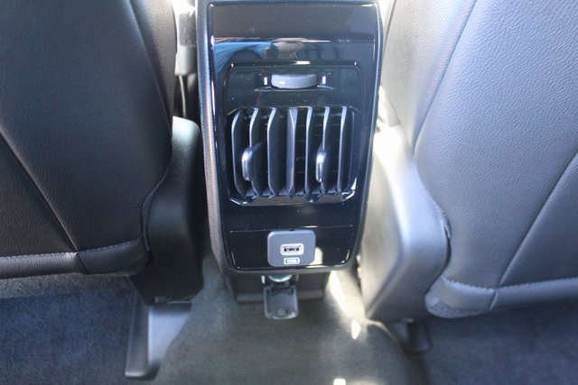 New 2026 Jeep Compass Limited image 30