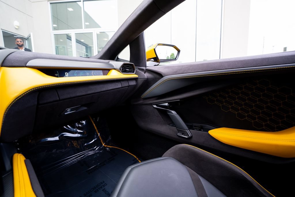 Used 2024 Lamborghini Revuelto AWD/4WD image 49