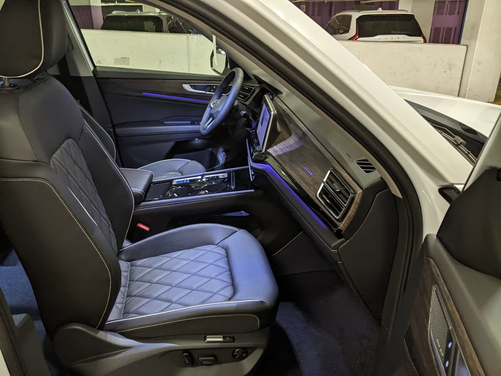 New 2026 Volkswagen Atlas SEL Premium R-Line AWD/4WD image 22