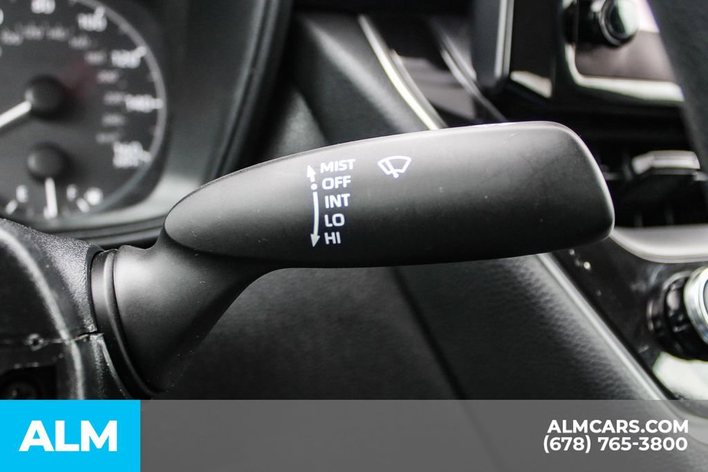 Used 2023 Toyota Corolla LE image 27