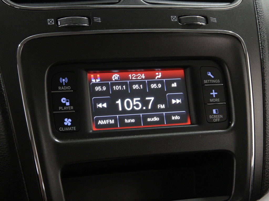 Used 2019 Dodge Journey SE w/ Blacktop Package image 10